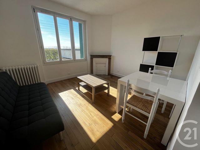 Appartement F2 à louer - 2 pièces - 27.01 m2 - BEAUGENCY - 45 - CENTRE - Century 21 Néré Immobilier