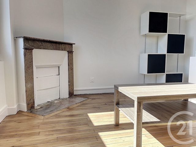 Appartement F2 à louer - 2 pièces - 27.01 m2 - BEAUGENCY - 45 - CENTRE - Century 21 Néré Immobilier