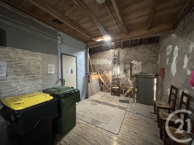 maison à louer - 4 pièces - 107.98 m2 - AVARAY - 41 - CENTRE - Century 21 Néré Immobilier