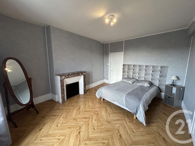 maison à louer - 4 pièces - 107.98 m2 - AVARAY - 41 - CENTRE - Century 21 Néré Immobilier