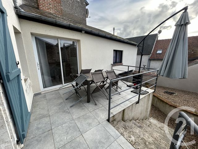 maison à louer - 4 pièces - 107.98 m2 - AVARAY - 41 - CENTRE - Century 21 Néré Immobilier