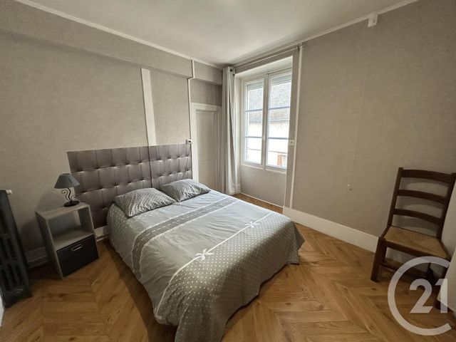 maison à louer - 4 pièces - 107.98 m2 - AVARAY - 41 - CENTRE - Century 21 Néré Immobilier