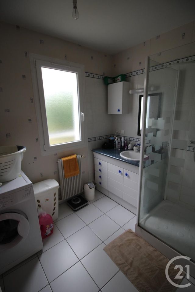 Appartement F2 à vendre - 2 pièces - 49.0 m2 - BEAUGENCY - 45 - CENTRE - Century 21 Néré Immobilier