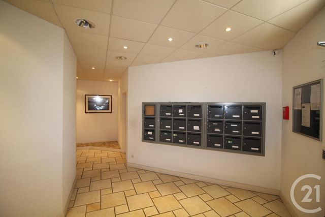 Appartement F2 à louer - 2 pièces - 40.42 m2 - BEAUGENCY - 45 - CENTRE - Century 21 Néré Immobilier