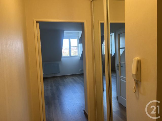 Appartement F2 à louer - 2 pièces - 40.42 m2 - BEAUGENCY - 45 - CENTRE - Century 21 Néré Immobilier