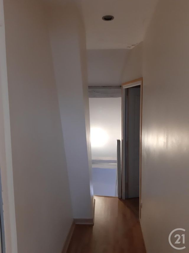 Appartement F3 à louer - 4 pièces - 57.38 m2 - BEAUGENCY - 45 - CENTRE - Century 21 Néré Immobilier
