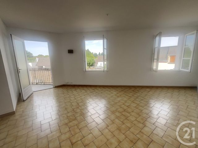 Appartement F2 à louer - 3 pièces - 66.0 m2 - CLERY ST ANDRE - 45 - CENTRE - Century 21 Néré Immobilier