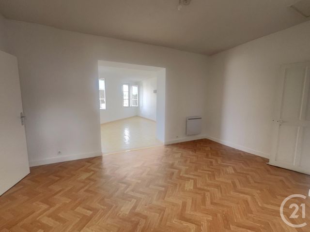Appartement F2 à louer - 3 pièces - 66.0 m2 - CLERY ST ANDRE - 45 - CENTRE - Century 21 Néré Immobilier